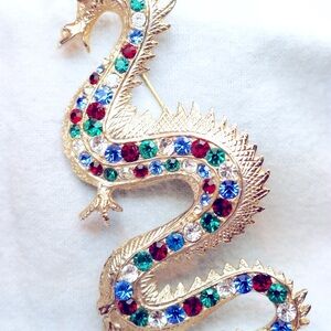 LUNAR NEW YEAR Crystal Encrusted Dragon Brooch 🌙
